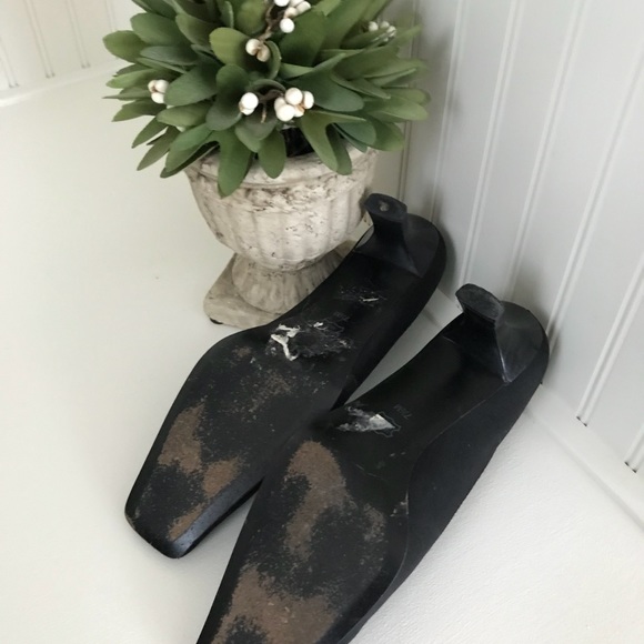 Square Toe Heels - Picture 2 of 5